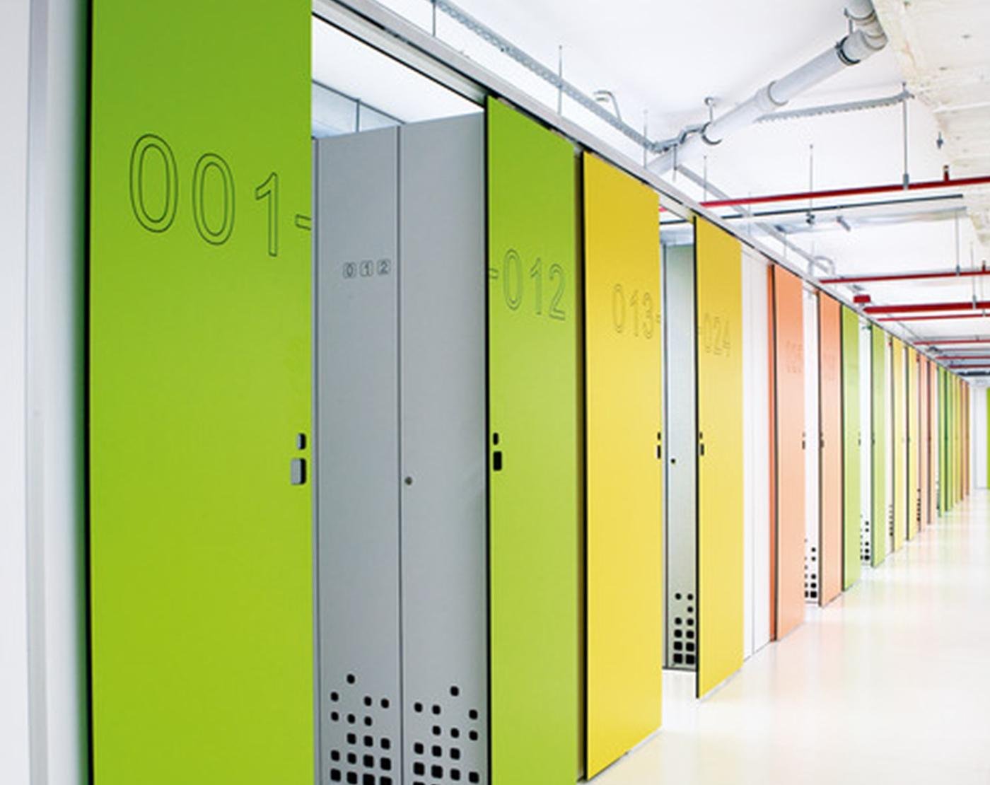 شيتات وفواصل كومباكت HPL