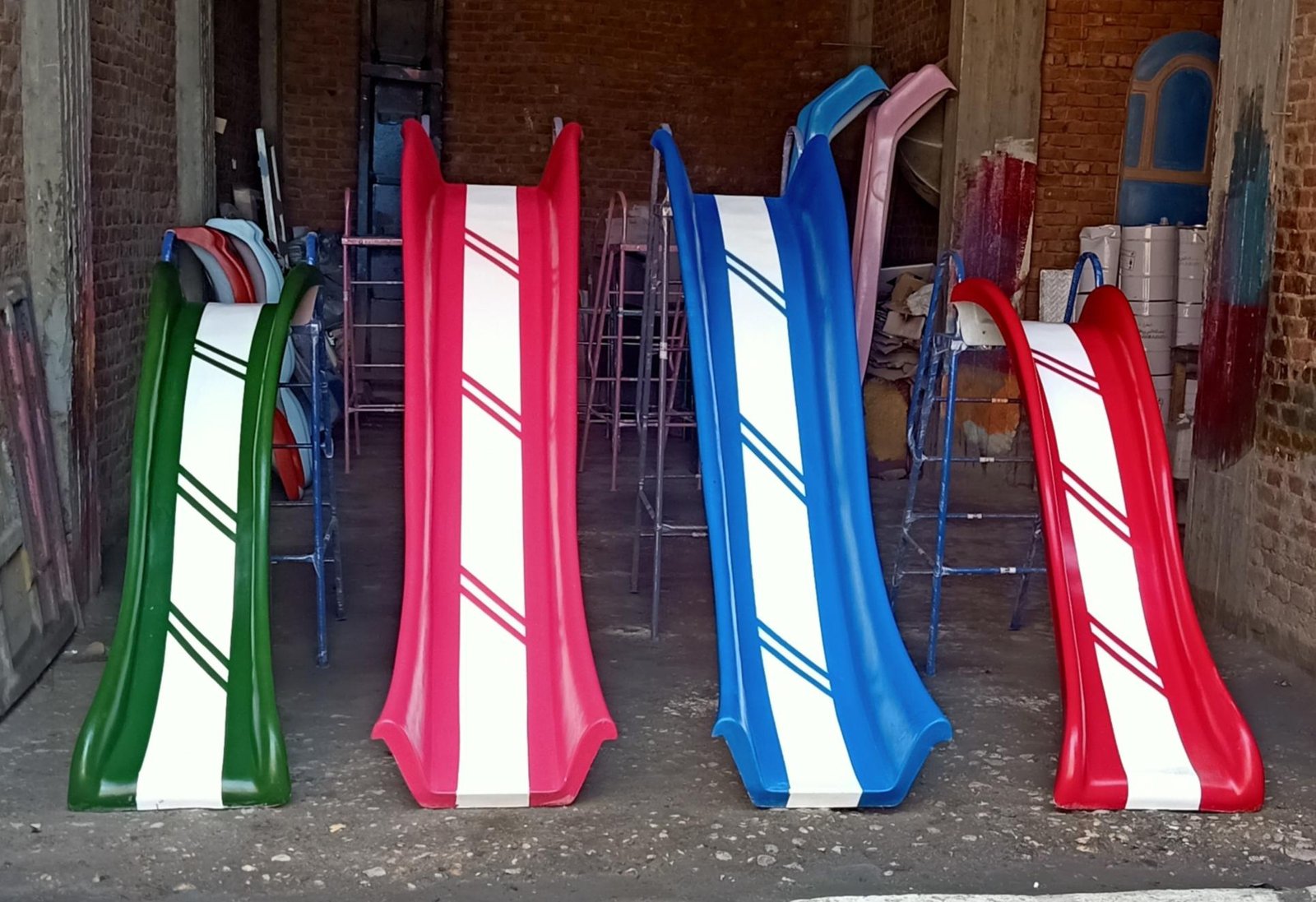 مصنع العاب اطفال جاهزة - الآمل للفايبر جلاس