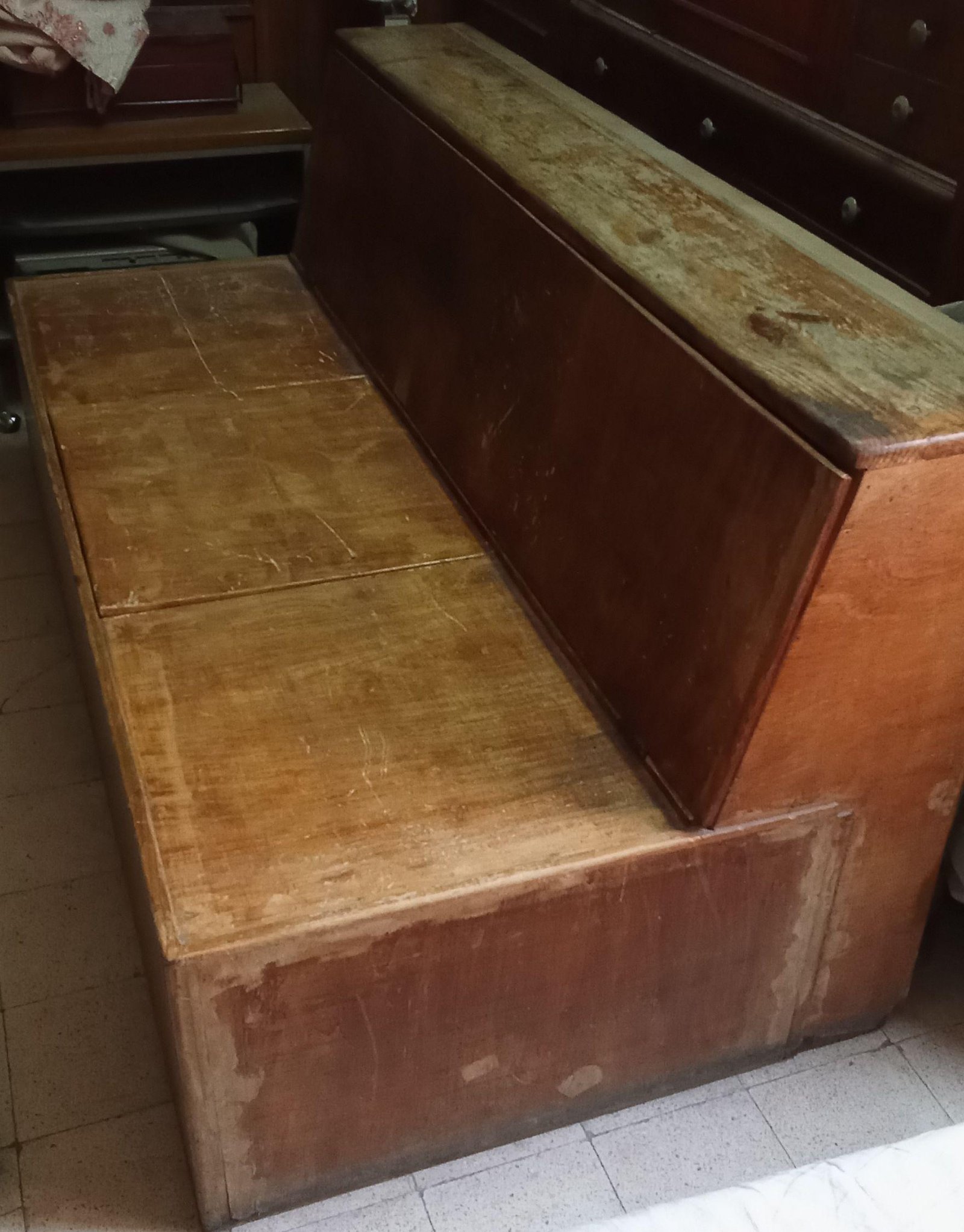 كنبة سحارة متعددة الاغراض